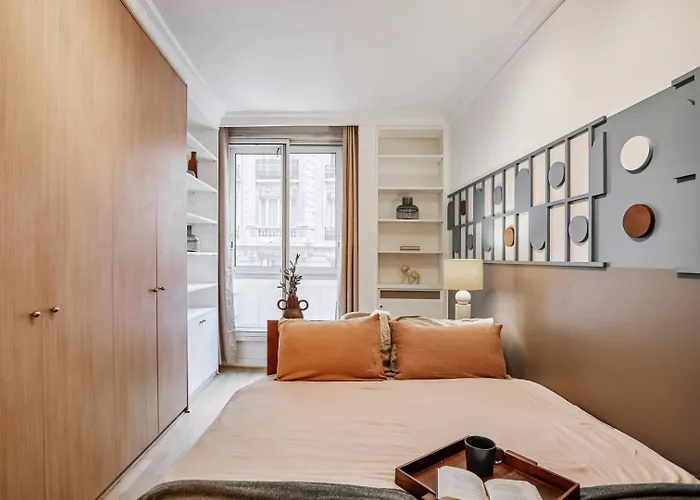 Yaren - 2 A Trocadero Παρίσι