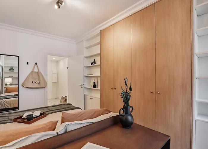 Yaren - 2 A Trocadero * Παρίσι